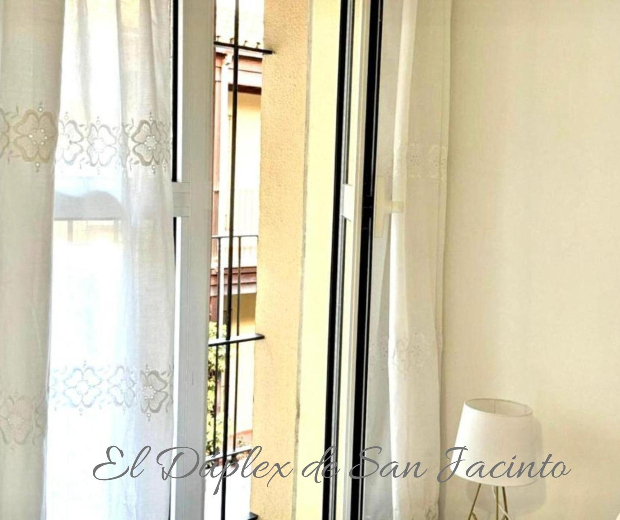 El Duplex De San Jacinto Apartment Севиля Екстериор снимка