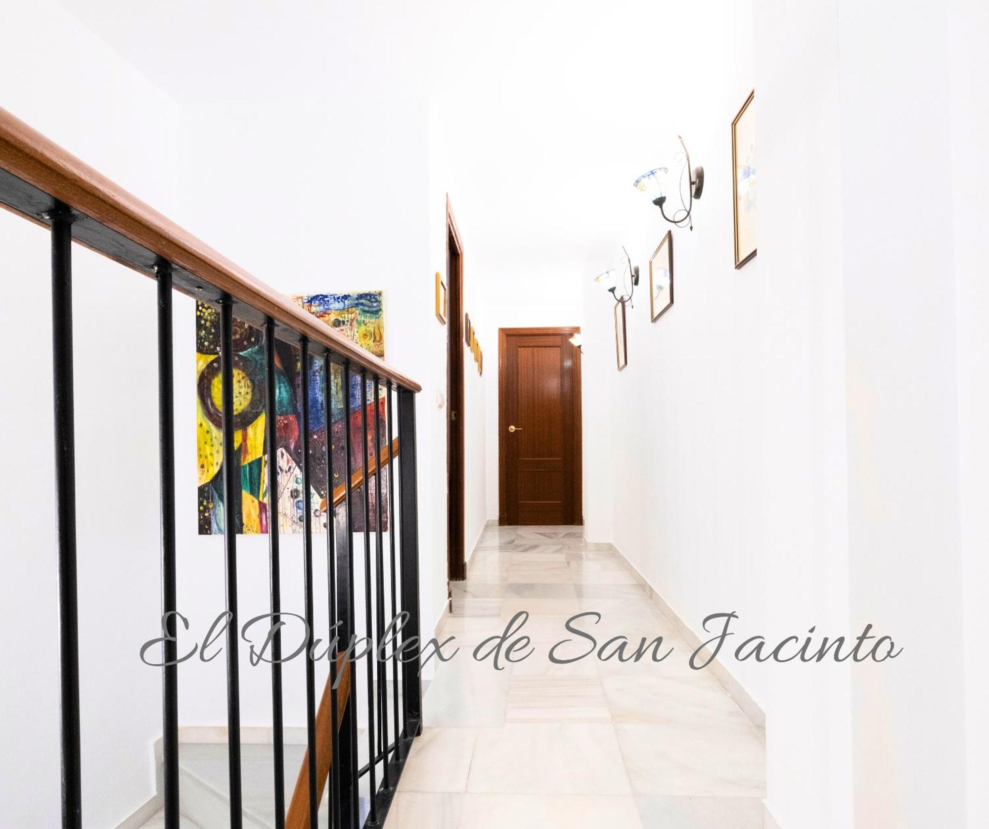 El Duplex De San Jacinto Apartment Севиля Екстериор снимка